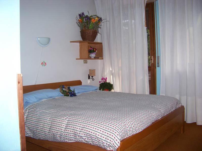 Garni Pecol Bed and Breakfast Fusine Exteriör bild